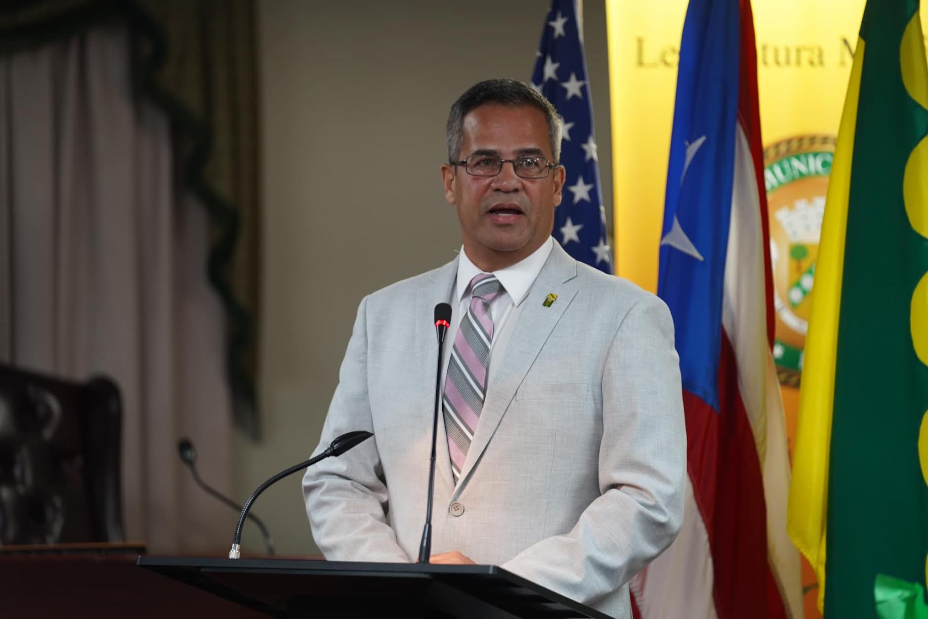 Alcalde de Vega Baja y candidato a la presidencia de la Asociación de Alcaldes de Puerto Rico juramenta para un cuarto término este sábado